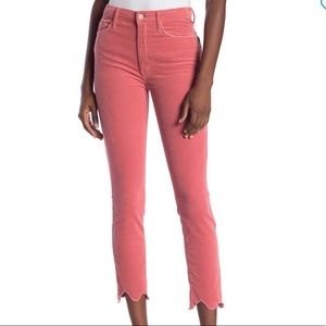 MOTHER The Looker Chew Hem Corduroy Pant